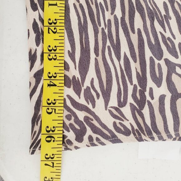 Wilfred by Aritzia Animal Print Lightweight A-Line Midi Skirt size 10 (A-3) - Picture 9 of 10